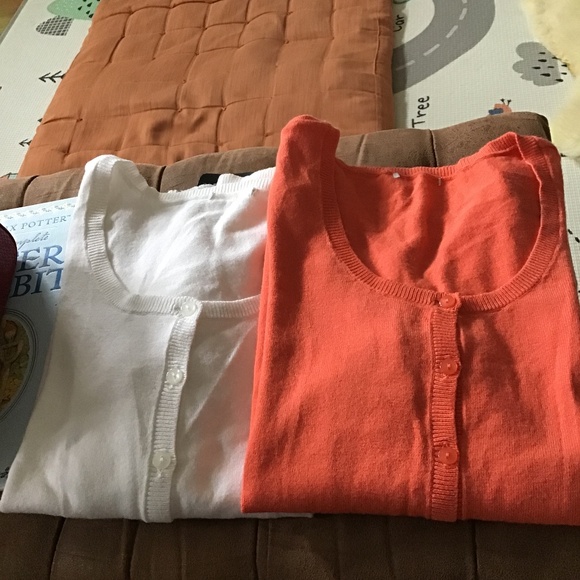 Cardigans - Picture 1 of 3